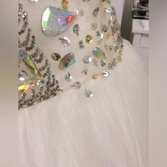 Terani Couture Beading Prom Homecoming Short Sleeve Dress Size 8 - Picture 5 of 14